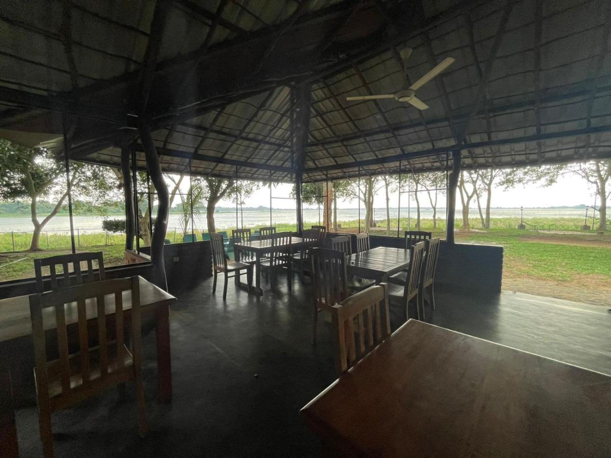Hotel Lake Park Polonnaruwa Exterior foto