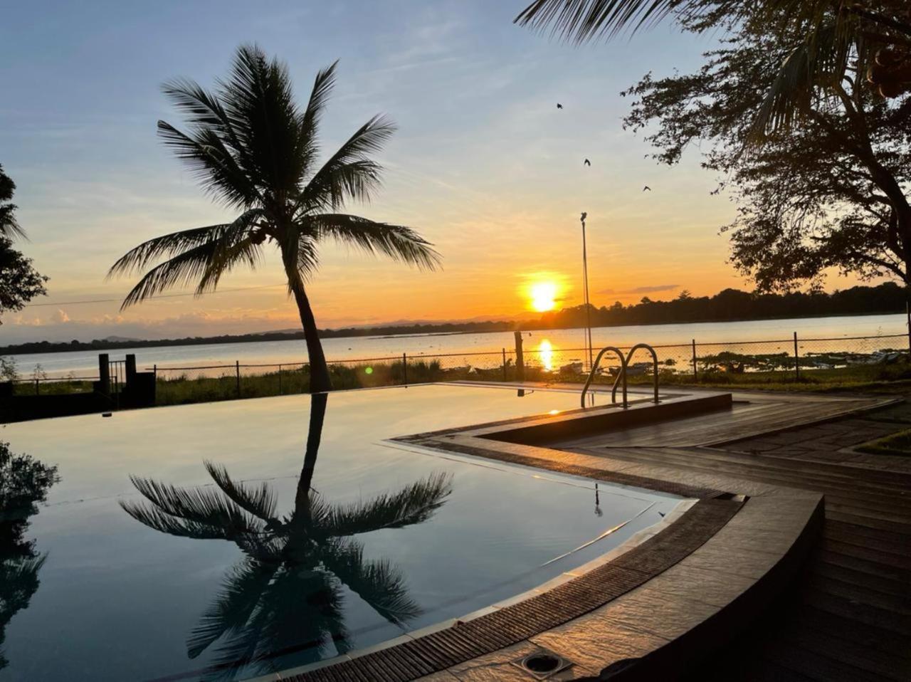 Hotel Lake Park Polonnaruwa Exterior foto